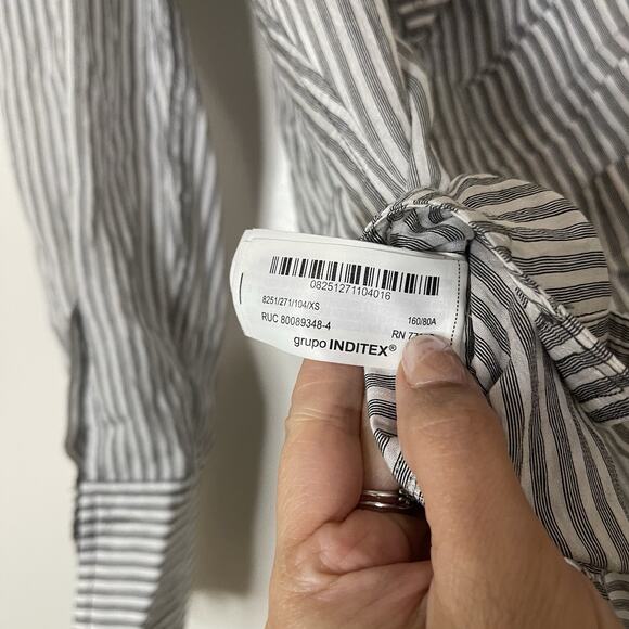 ZARA one shoulder asymmetrical black striped top size US XS - Picture 5 of 6